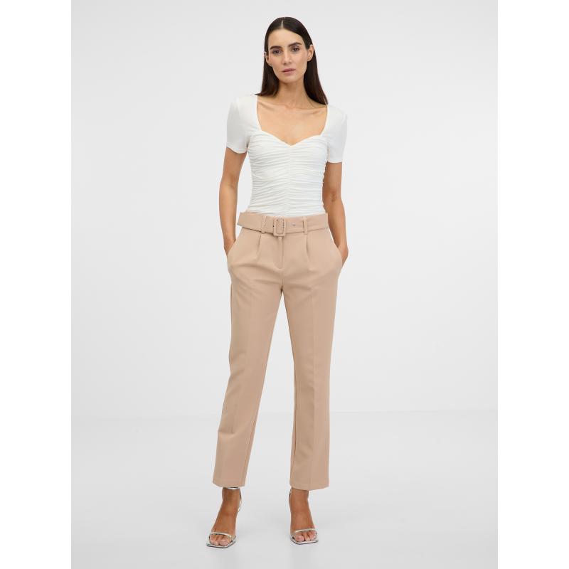 Krémszínű női rövid ujjú póló