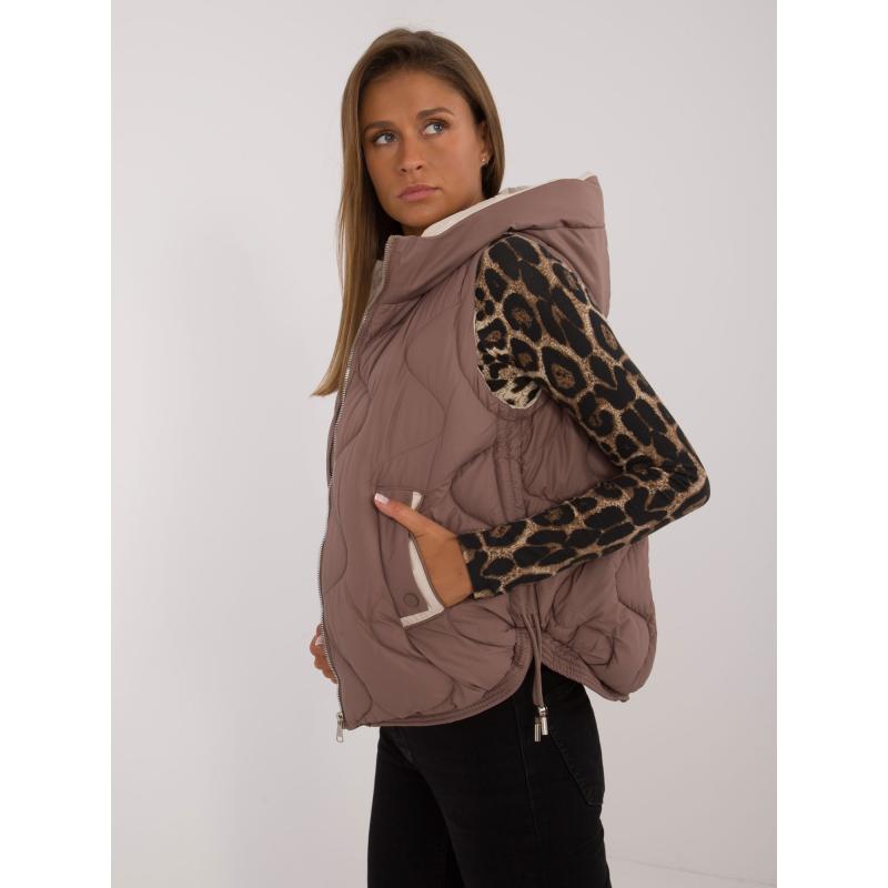 Női kapucnis steppelt kabát barna