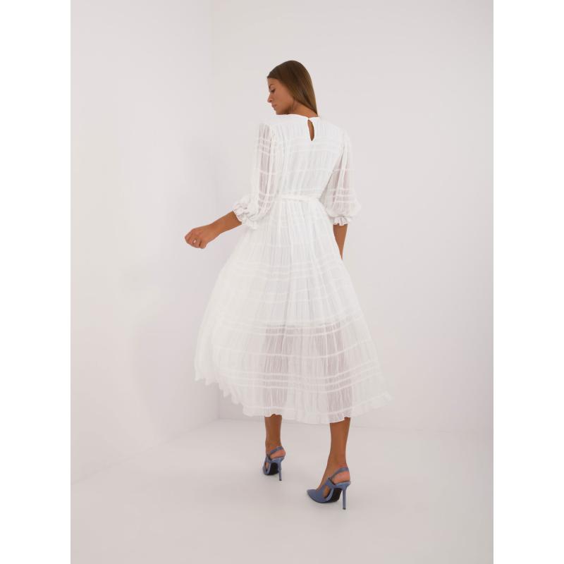 Dámské šaty s 3/4 rukávy rozšířené koktejlové bílé  