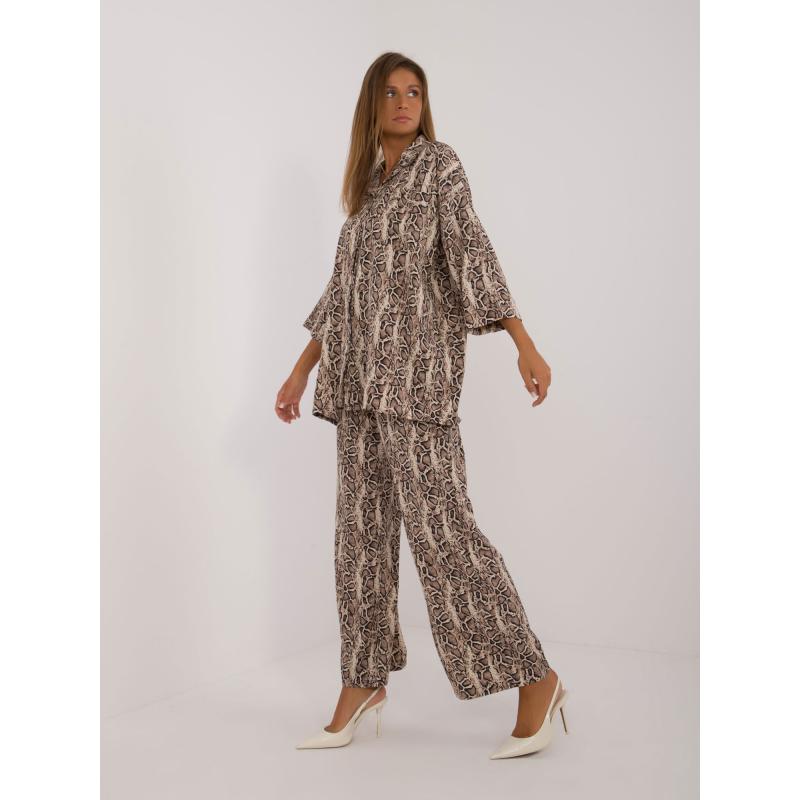 Dámský komplet se zvířecím vzorem béžový a černý 