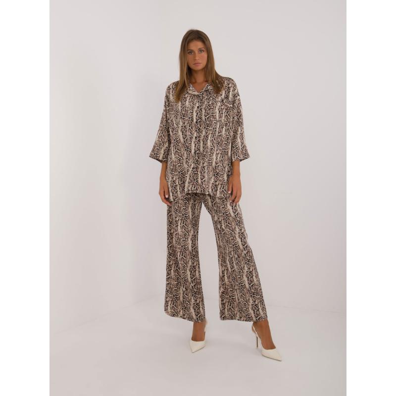 Dámský komplet se zvířecím vzorem béžový a černý 