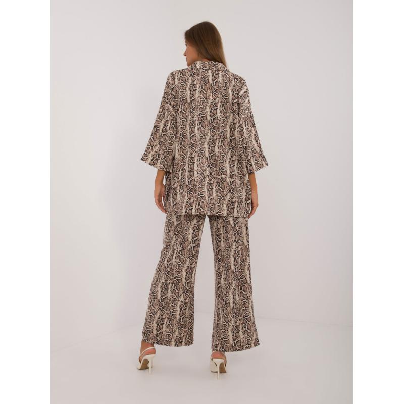 Dámský komplet se zvířecím vzorem béžový a černý 