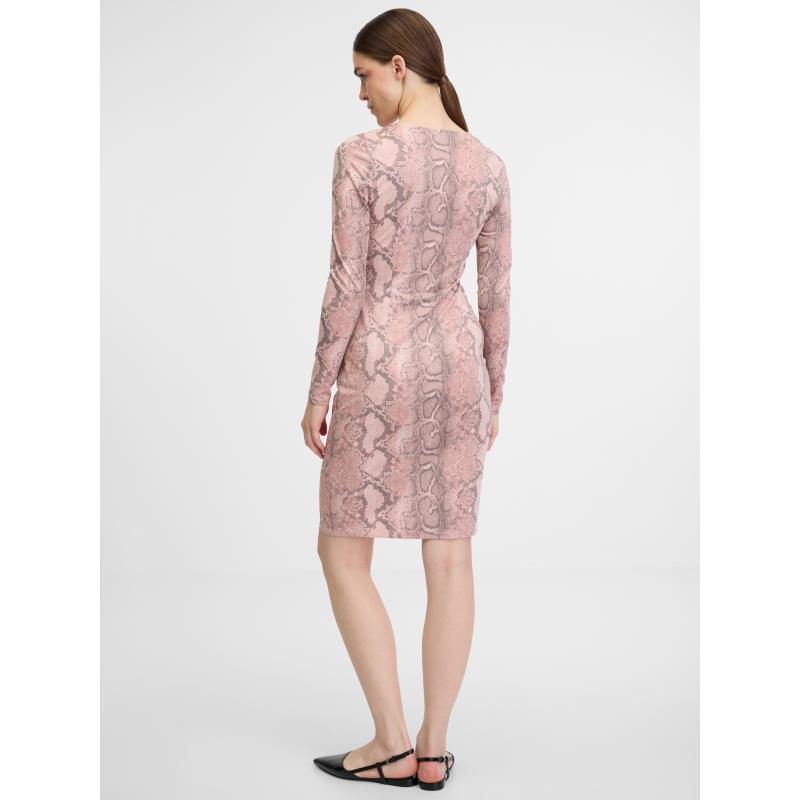 Világos rózsaszín női ruha