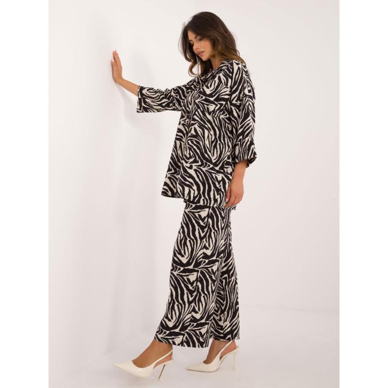 Női zebramintás 3/4 ujjú szett ekrü-fekete