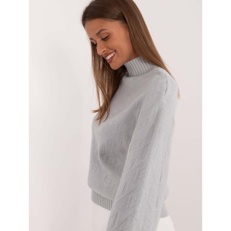 Dámsky vzorovaný sveter s polovičným rolákom svetlosivý