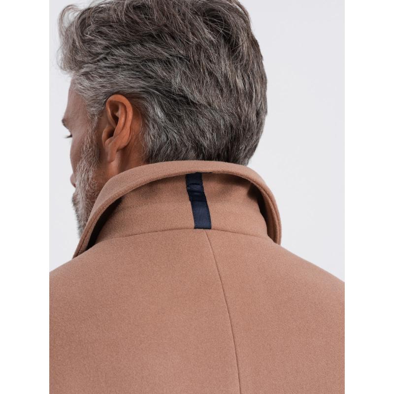 Pánský dlouhý jednořadový kabát s límcem a podkasanou košilí hnědý