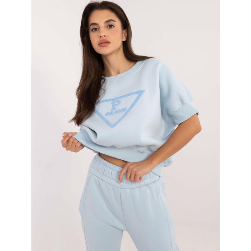 Dámská tepláková souprava s nášivkou světle modrá 