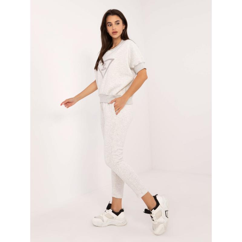 Dámská tepláková souprava s krátkými rukávy světle šedá  