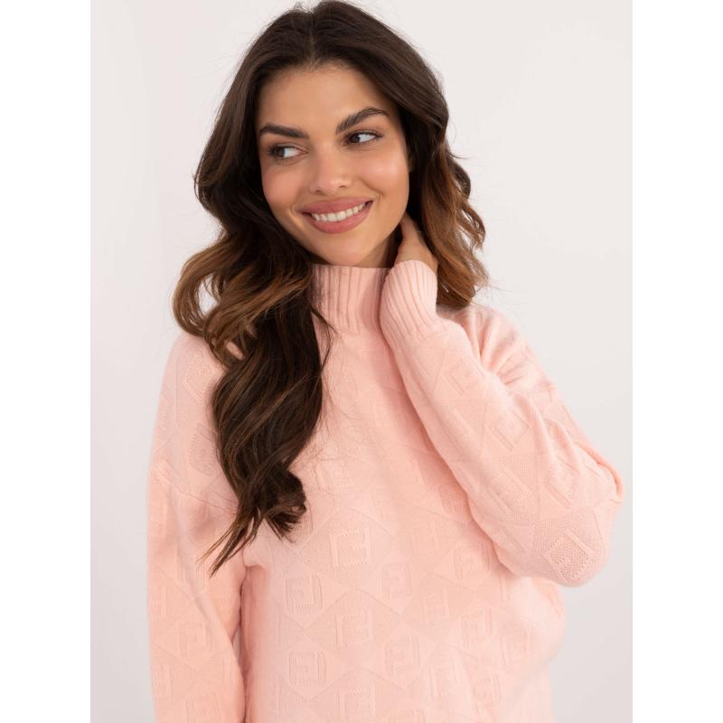 Dámský svetr s polovičním rolákem světle vzorovaný broskvový   