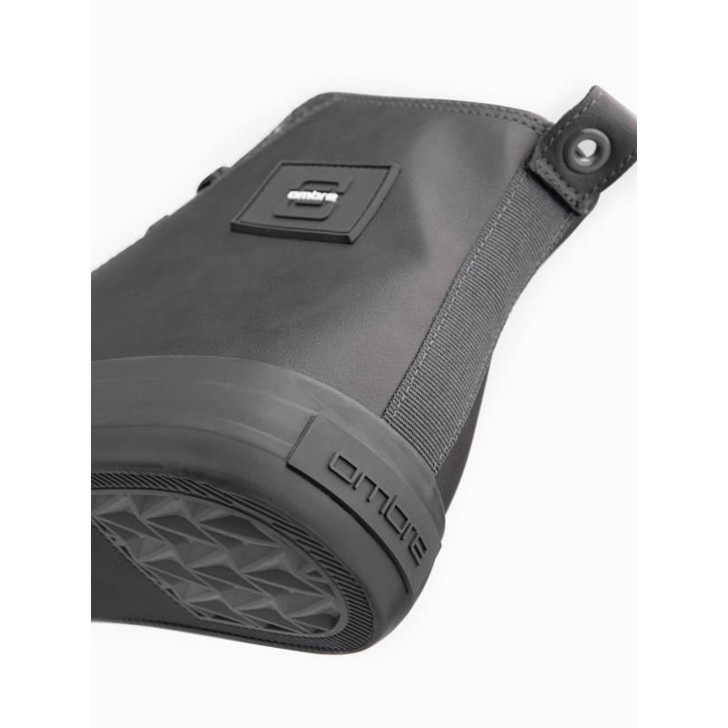 Férfi magas szárú tornacipő, díszes orr-résszel, szürke