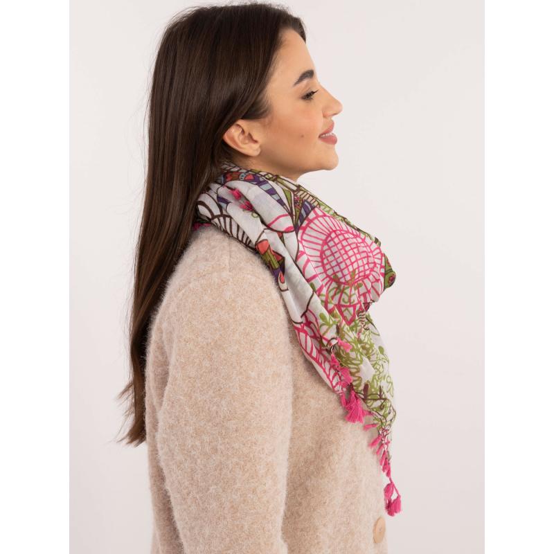 Női sál rojtokkal rózsaszín és ekrü színben