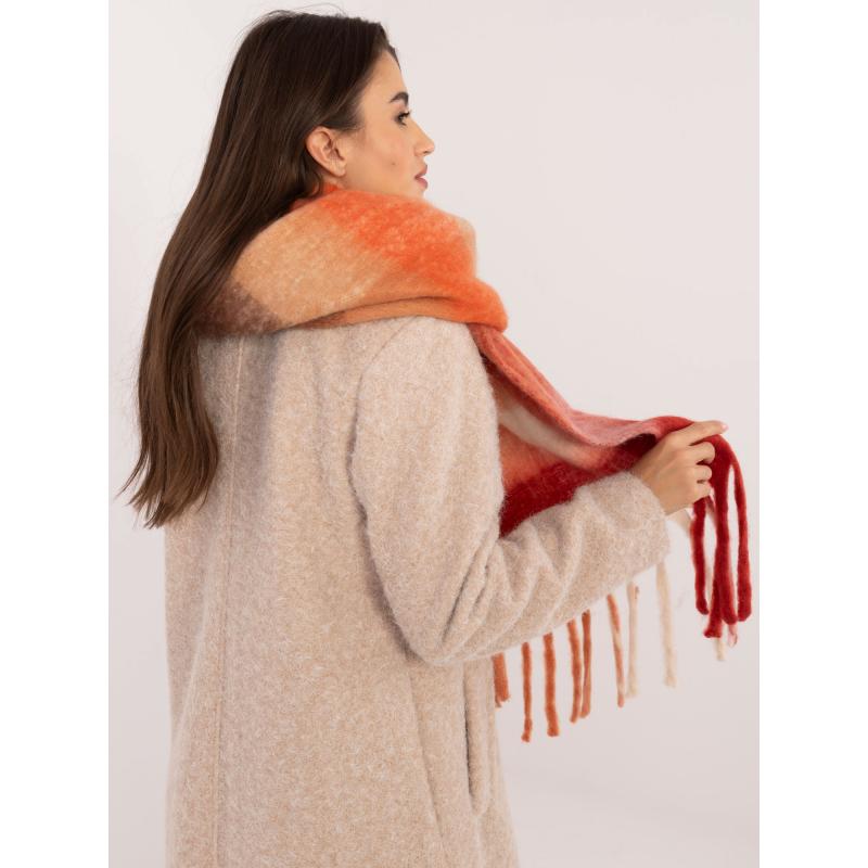 Dámsky zimný červeno-oranžový šál so strapcami