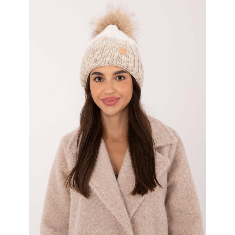 Női sapka pomponnal RUE PARIS bézs és ekrü színben