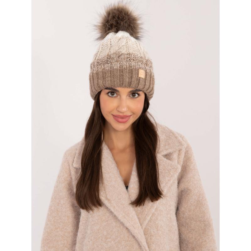 Dámská čepice s náplety RUE PARIS tmavě béžová 