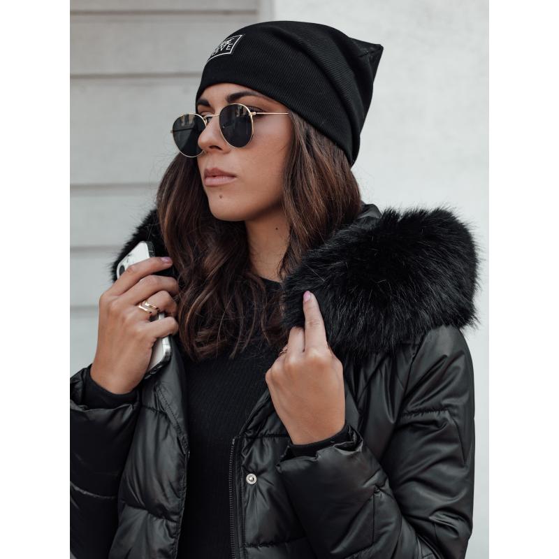 Női télikabát STYLOWQ hosszú steppelt kabát szőrmével fekete