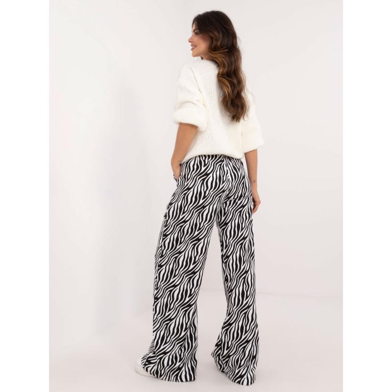 Dámské kalhoty se širokými nohavicemi černobílé