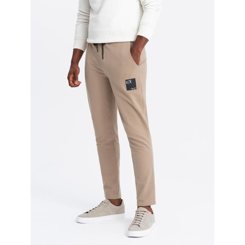 Férfi logós melegítőnadrág barna színben