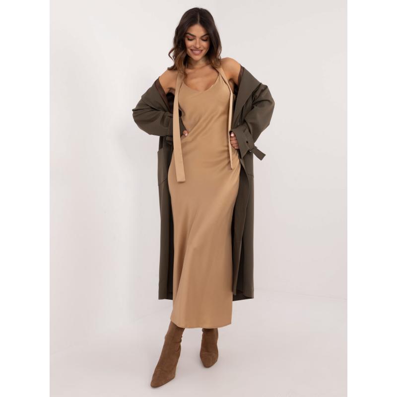 Velbloudí večerní šaty ve tvaru mořské panny