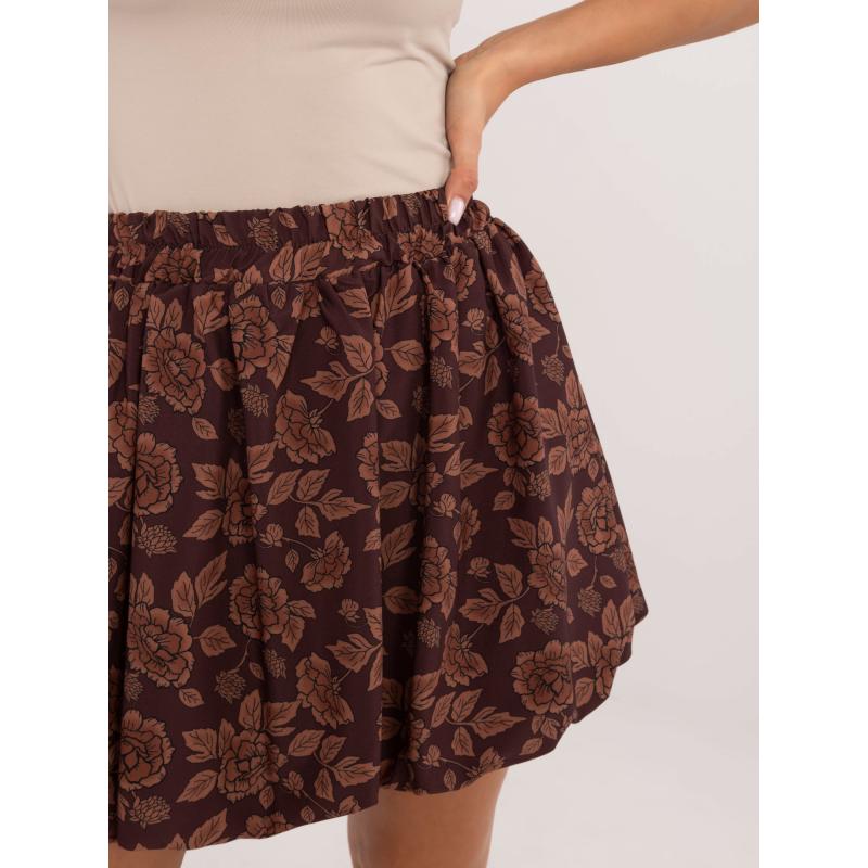 Hnědá minisukně se vzory