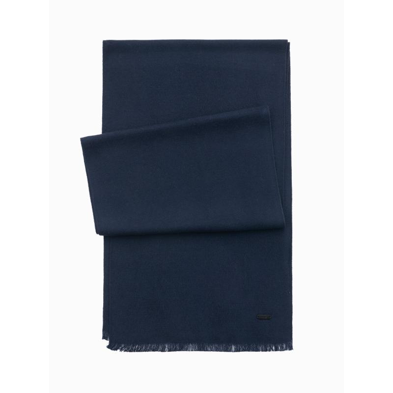 Jednobarevná pánská šála se střapci - tmavě modrá