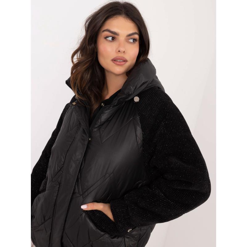 Fekete átmeneti kabát csillogó szálakkal