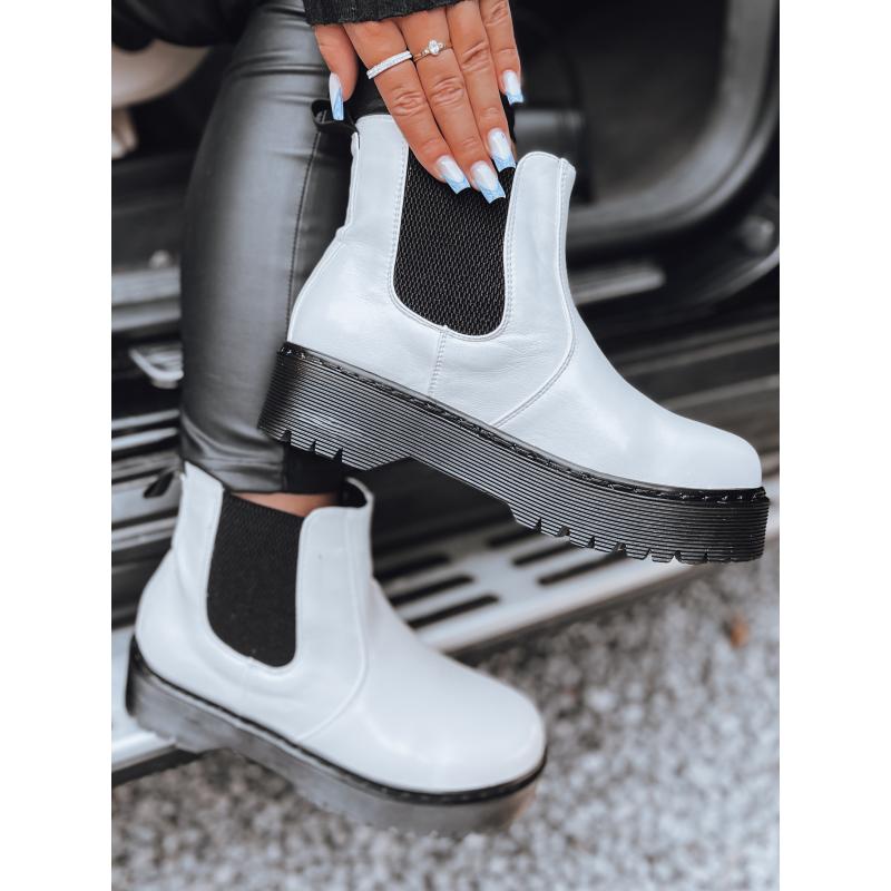 Női magas talpú STEPBACK csizma fehér