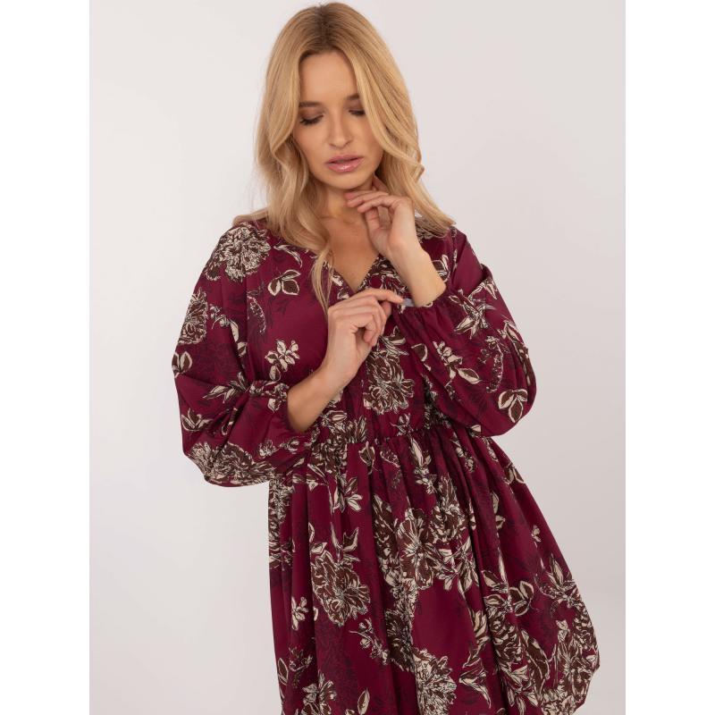 Lila, lógó, mintás ruha