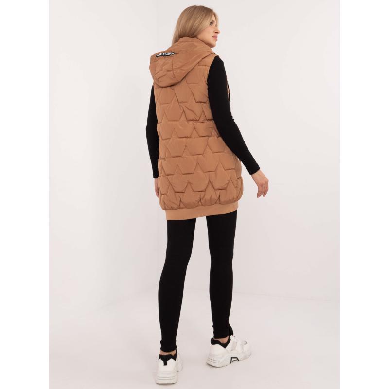 Světle hnědá prošívaná vesta na zip