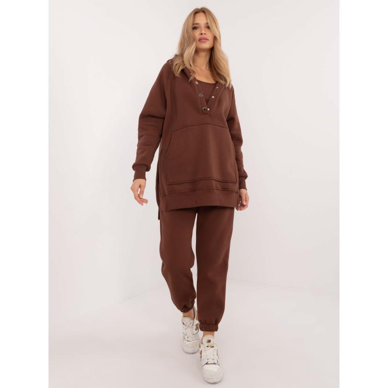 Barna háromrészes alapszett felsővel