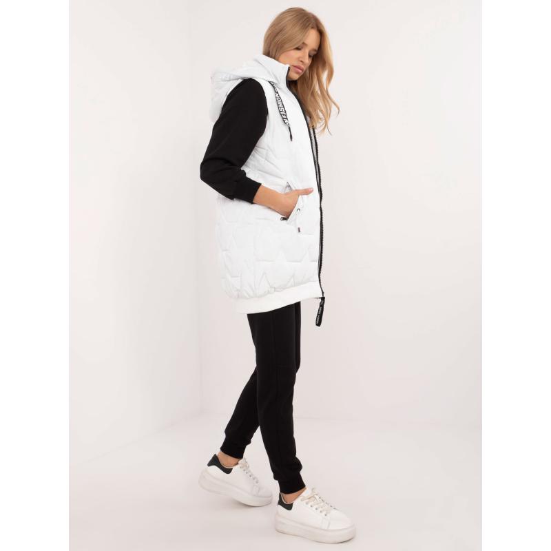 Bílá vesta s odepínací kapucí