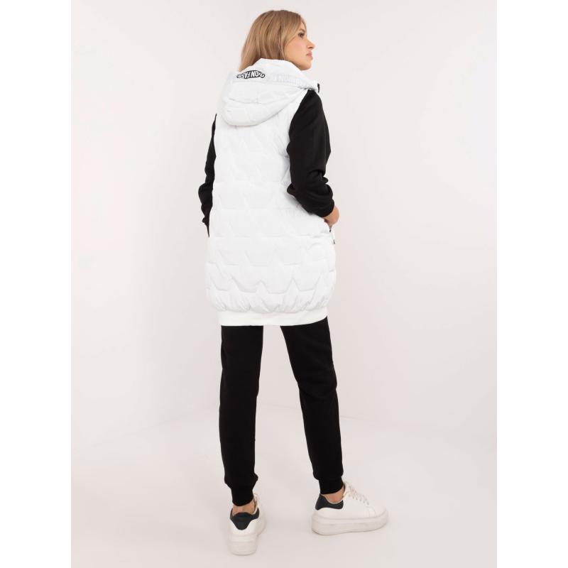 Bílá vesta s odepínací kapucí