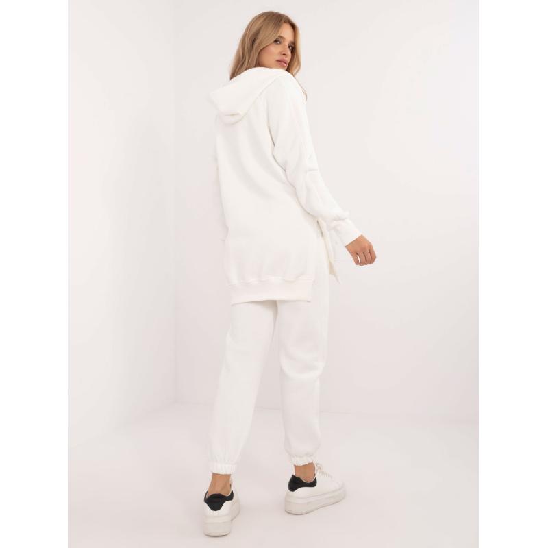 Ecru színű háromrészes alapszett béléssel