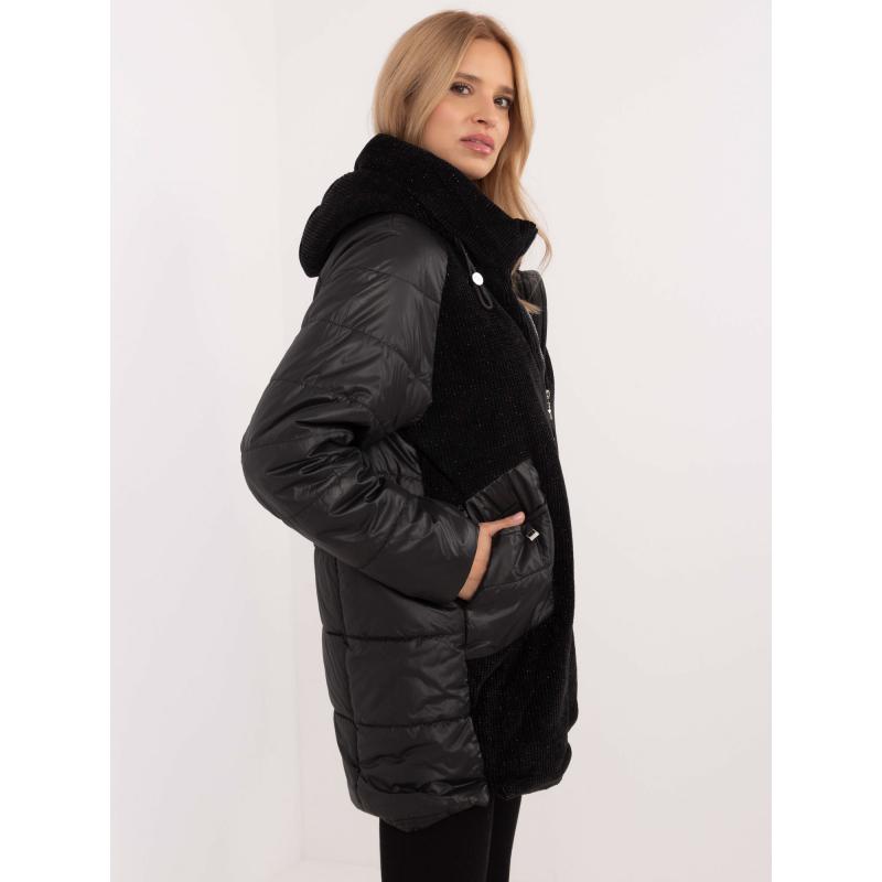 Fekete átmeneti kabát kapucnival