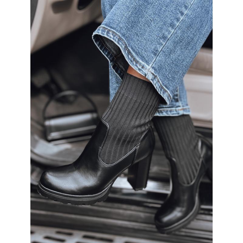 Dámské kozačky DOMVIBE na silném podpatku černé