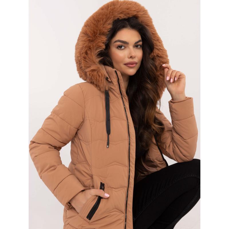 Velbloudí krátká přechodová bunda s prošíváním