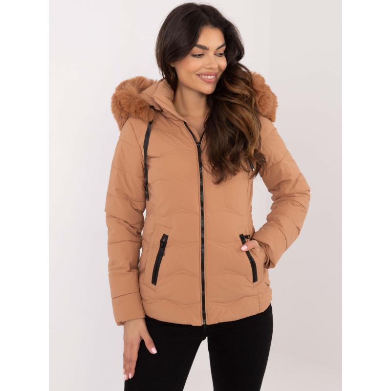 Velbloudí krátká přechodová bunda s prošíváním