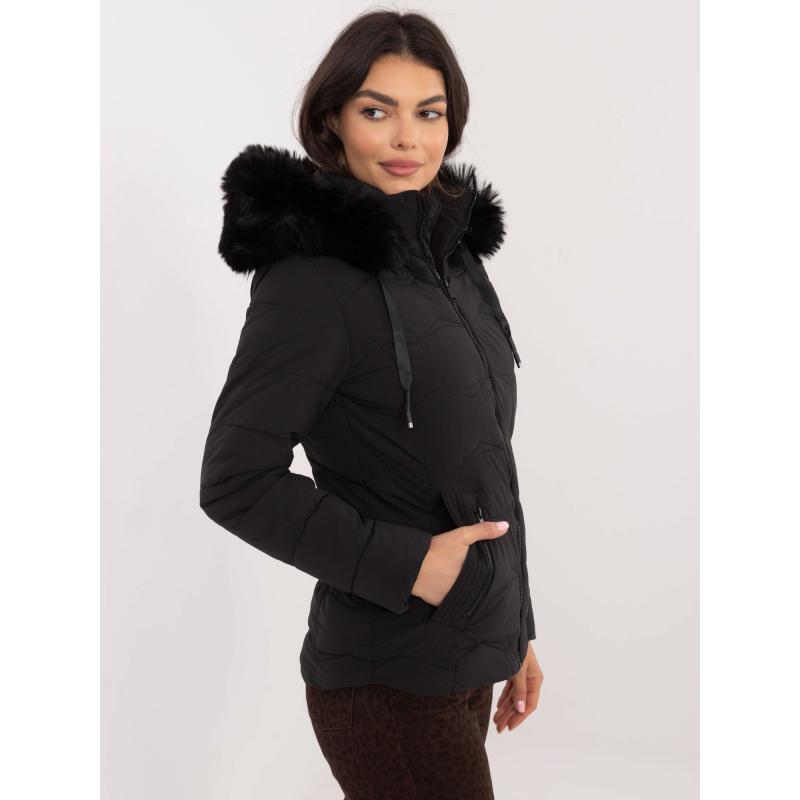 Fekete steppelt átmeneti kabát műszőrmével