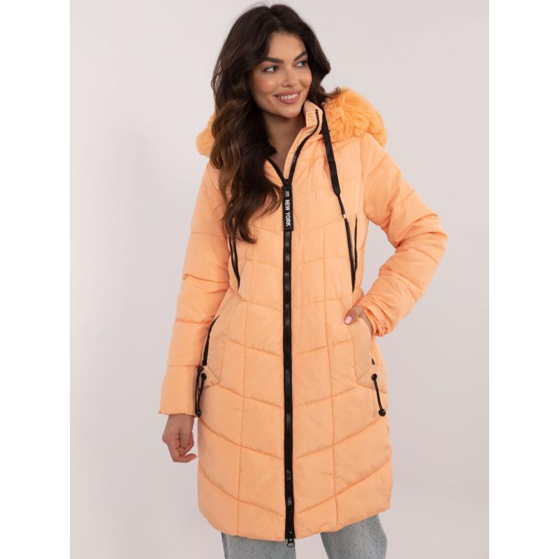 Svetlooranžová prešívaná zimná bunda s kožušinou