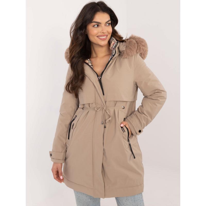 Béžová zimní bunda parka s kapsami