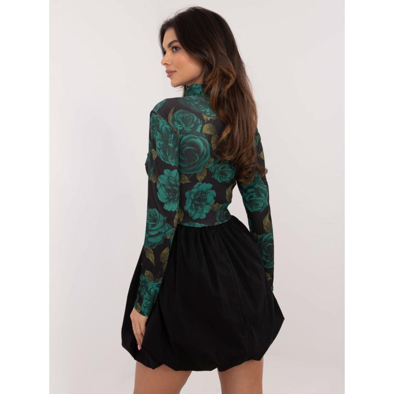 Zeleno-čierne koktailové šaty s bomberom