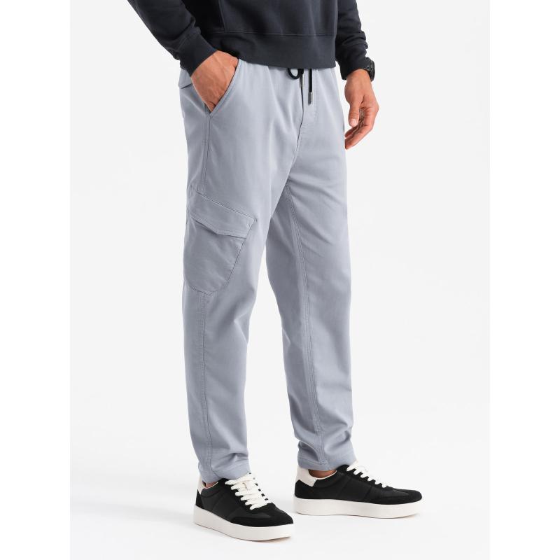 Pánské pletené tepláky s nákladovými kapsami - světle šedé