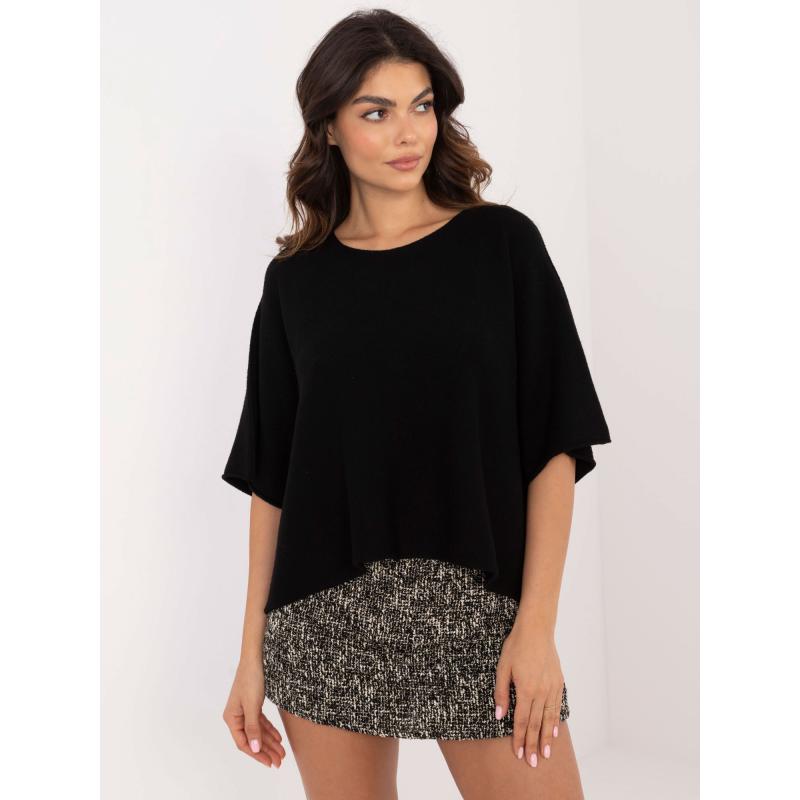 Čierny krátky oversize sveter