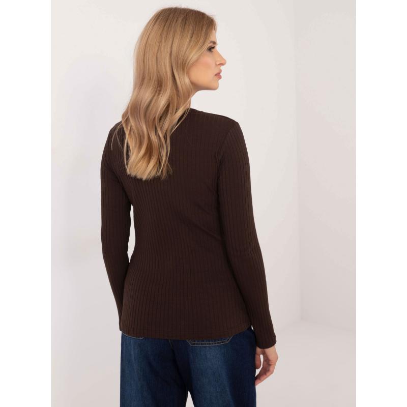 Čokoládová halenka s dlouhým rukávem a ozdobnými knoflíky