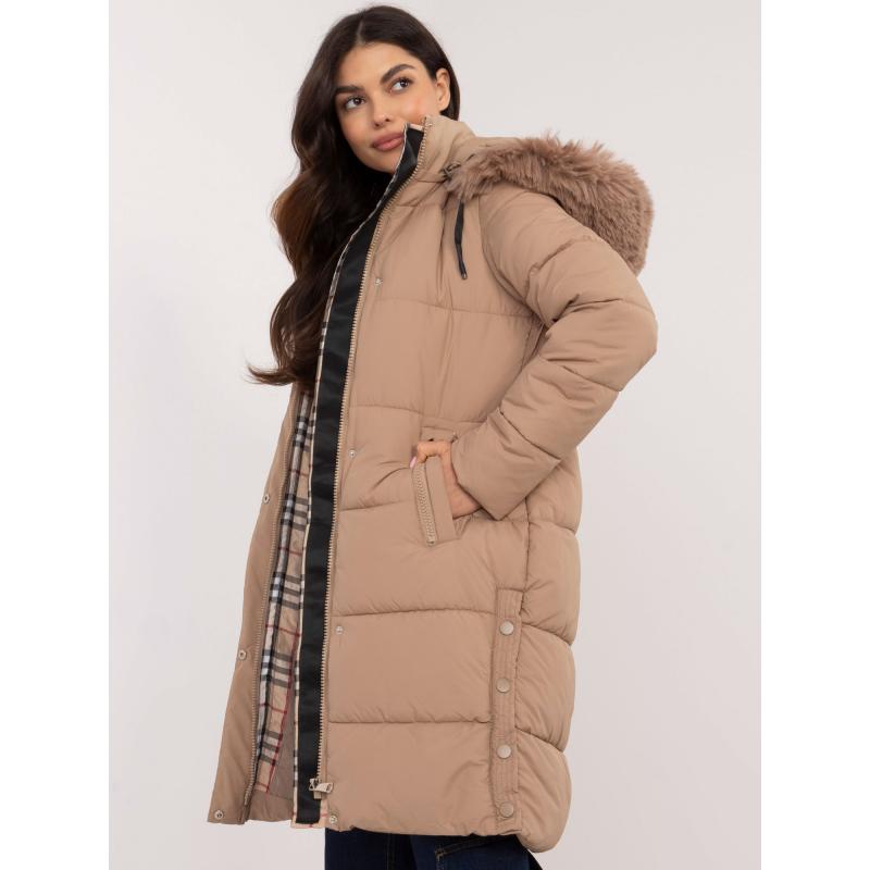 Béžová zimní bunda s bočními záševky