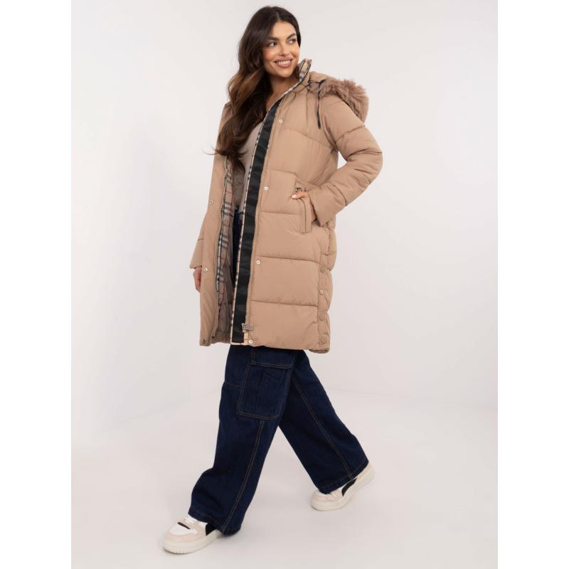 Béžová zimní bunda s bočními záševky