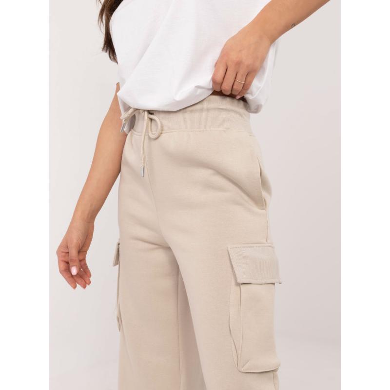 Béžové zateplené cargo tepláky SUBLEVEL