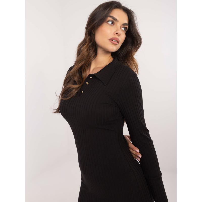 Černé šaty na tělo z kolekce basic