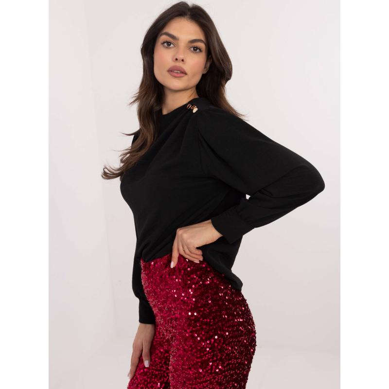 Fekete estélyi blúz drapériával