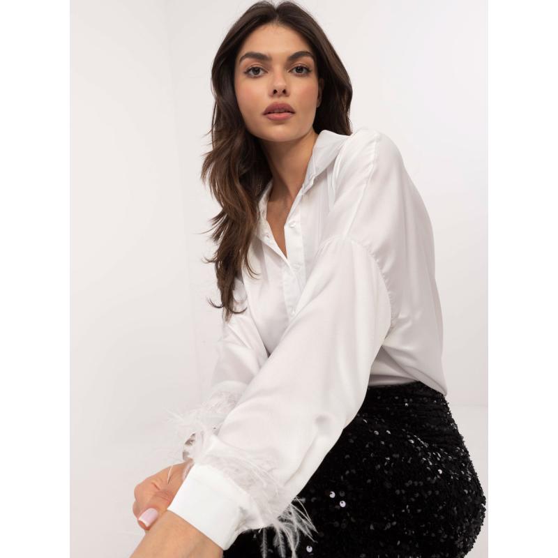 Bílá elegantní oversize košile s límečkem