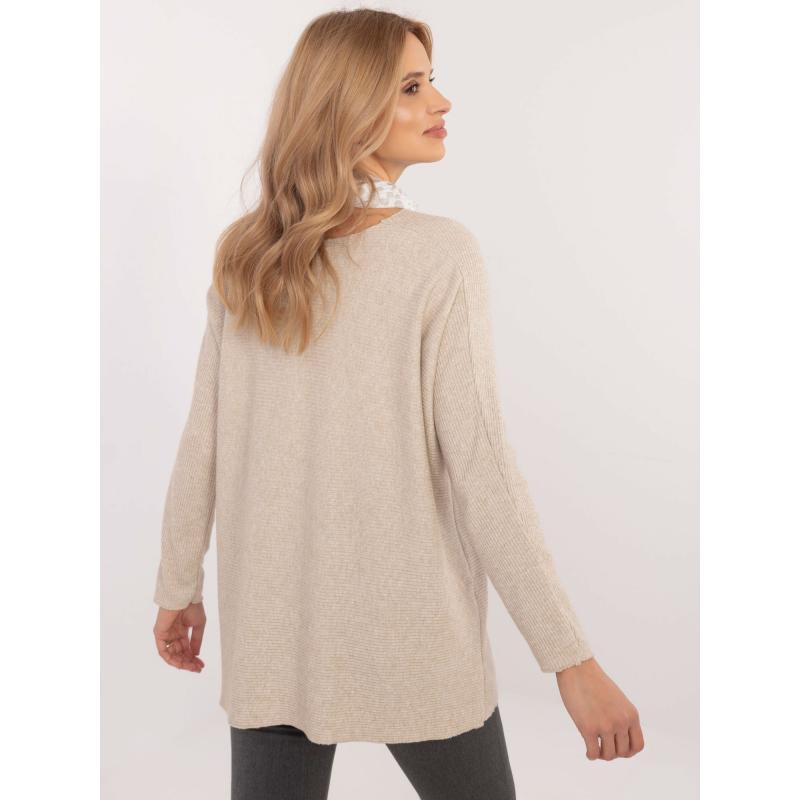 Bézs színű, túlméretezett, v-nyakú pulóver
